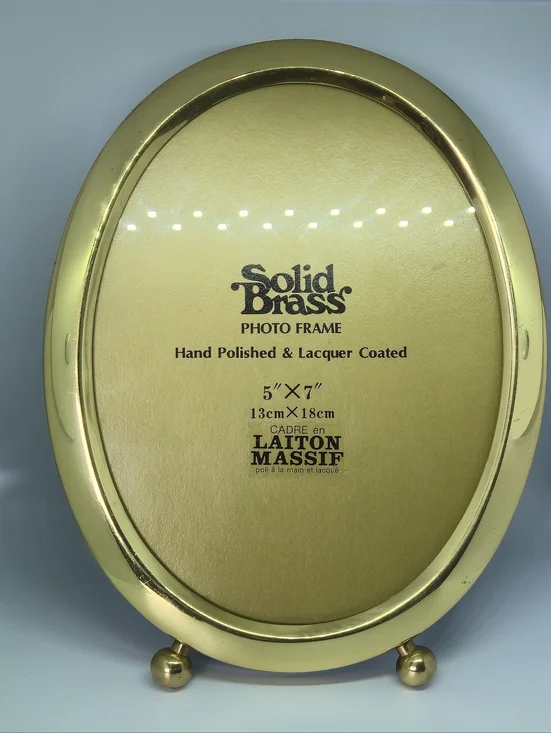 Solid Brass Oval 5x7 Photo Frame Vintage Made in Italy Polished Footed Gold 5x7 - Picture 11 of 11